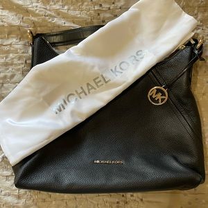Michael Kors large Aria shoulder bag with duster, black
